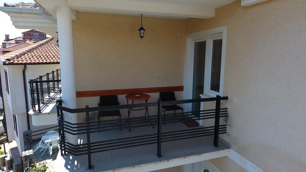 Apartment And Studio Damjan Ohrid Exterior foto