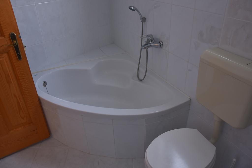 Apartment And Studio Damjan Ohrid Exterior foto